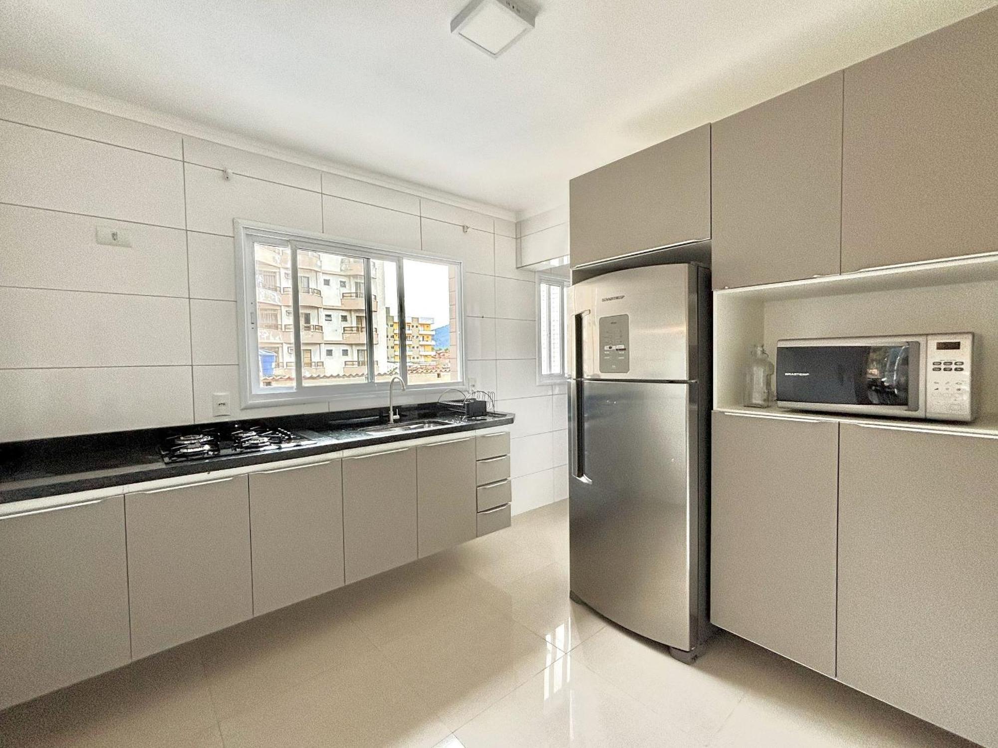 Dom Lucas Itagua Apartamento